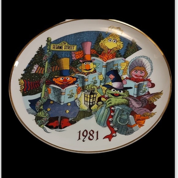 Set of 3 1981-1983 Vintage limited edition Sesame Street plates - Picture 2 of 6